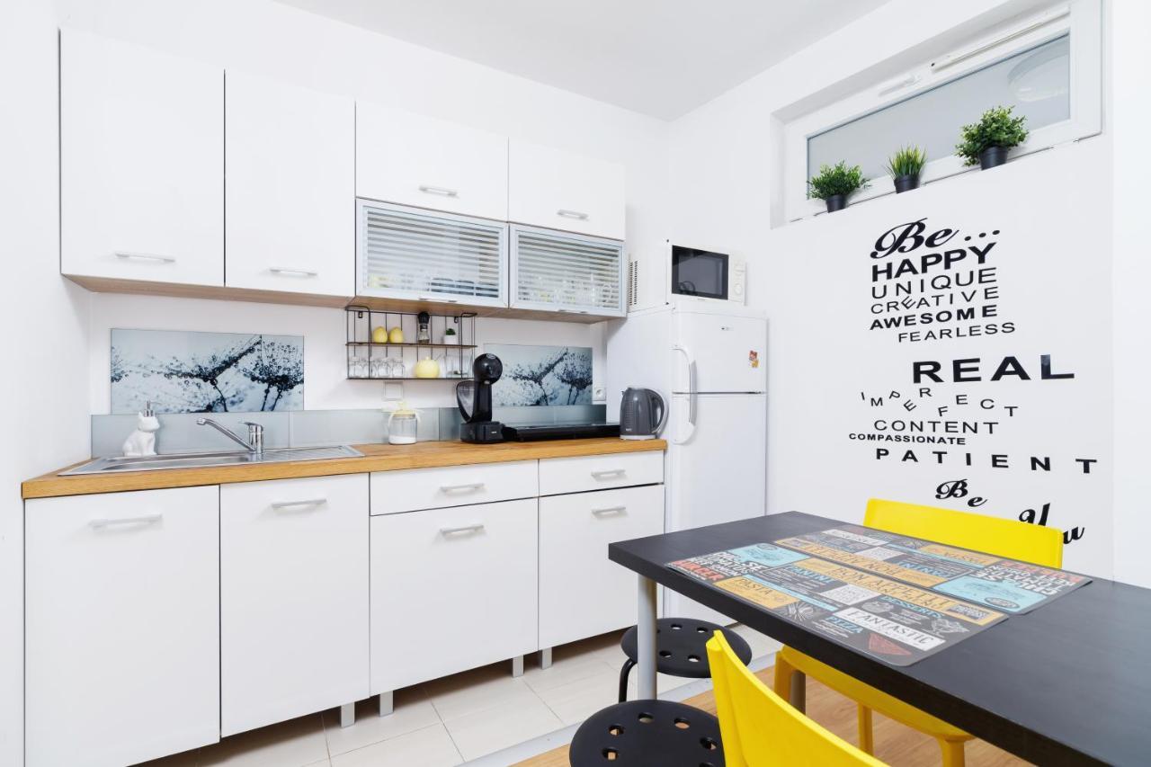 Studio Pradnik Bialy Krakow By Renters Apartment Exterior photo